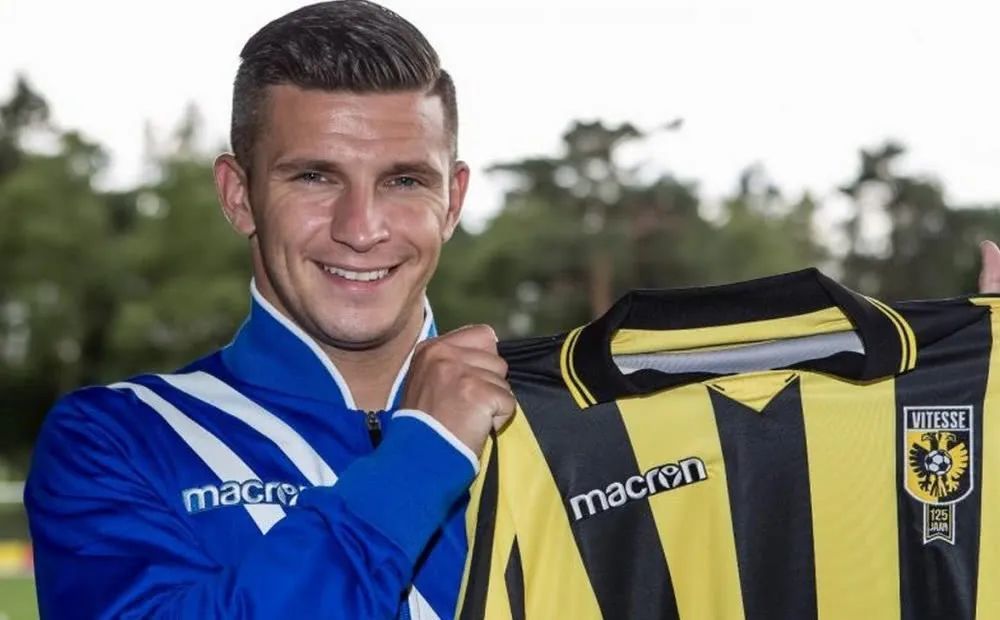 里夫斯也进 里夫斯也进